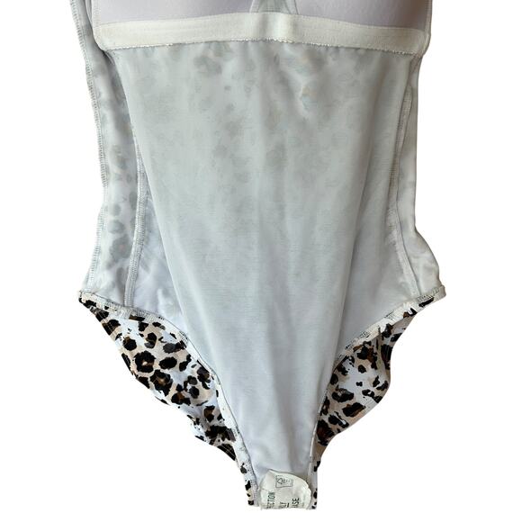 Nip Tuck Swim Leopard Print One Piece Swimsuit Women’s 8 Tummy Control - Picture 8 of 10